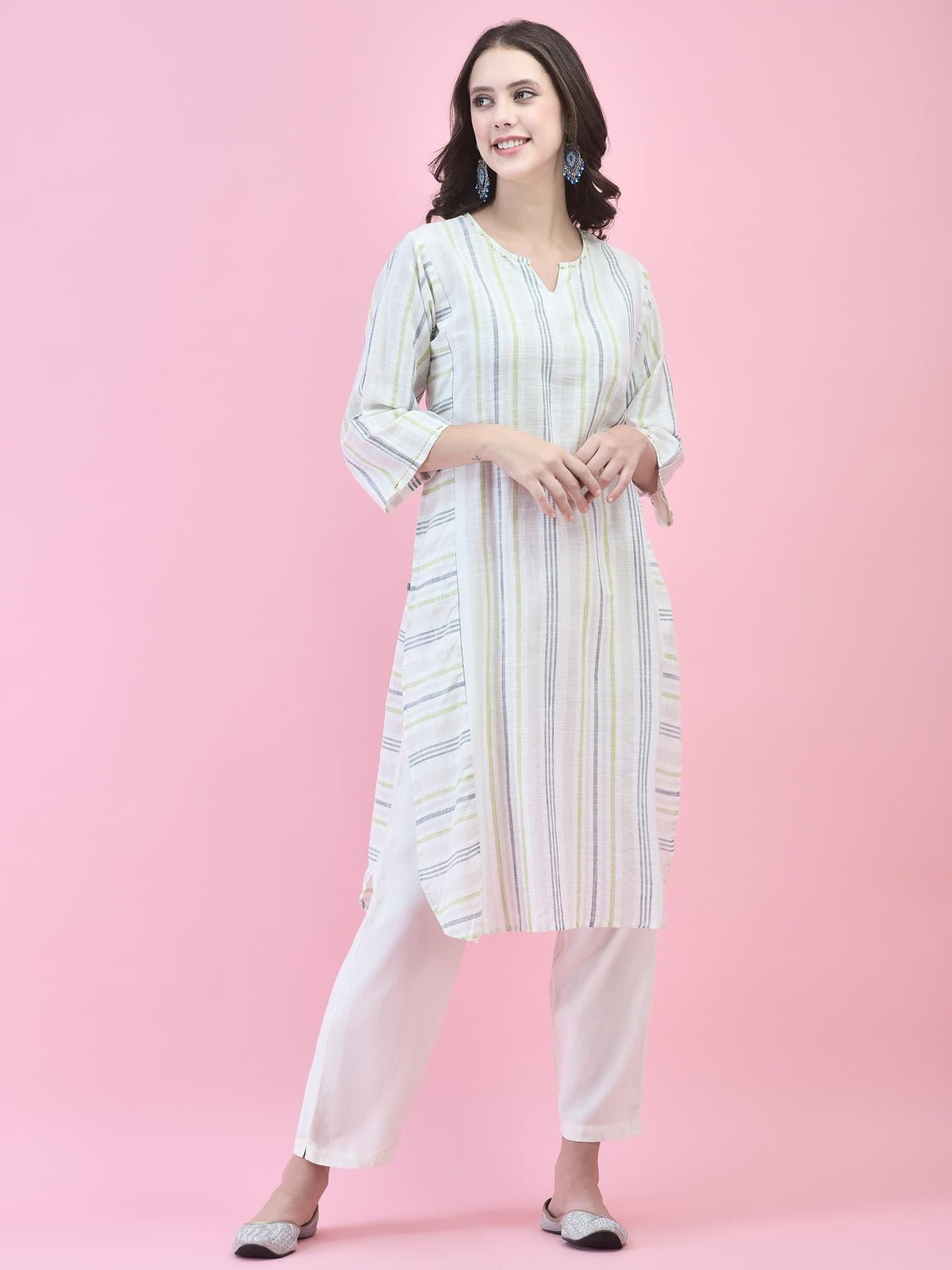 Women Cotton Off White Yarn Dyed Kurta