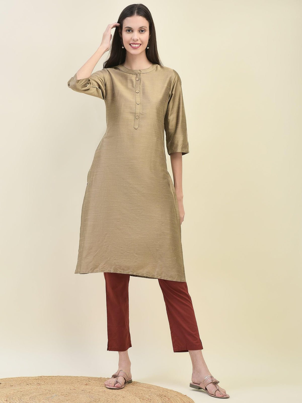 Women Silk Blend Beige Solid Kurta