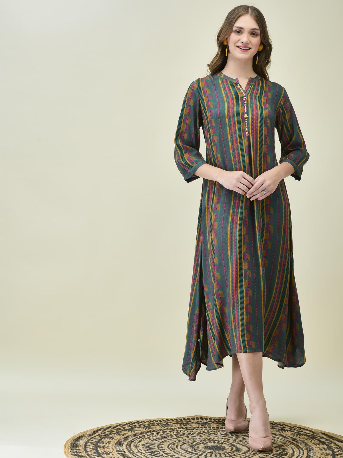 Women Liva Rayon Green Stripe Print Dress