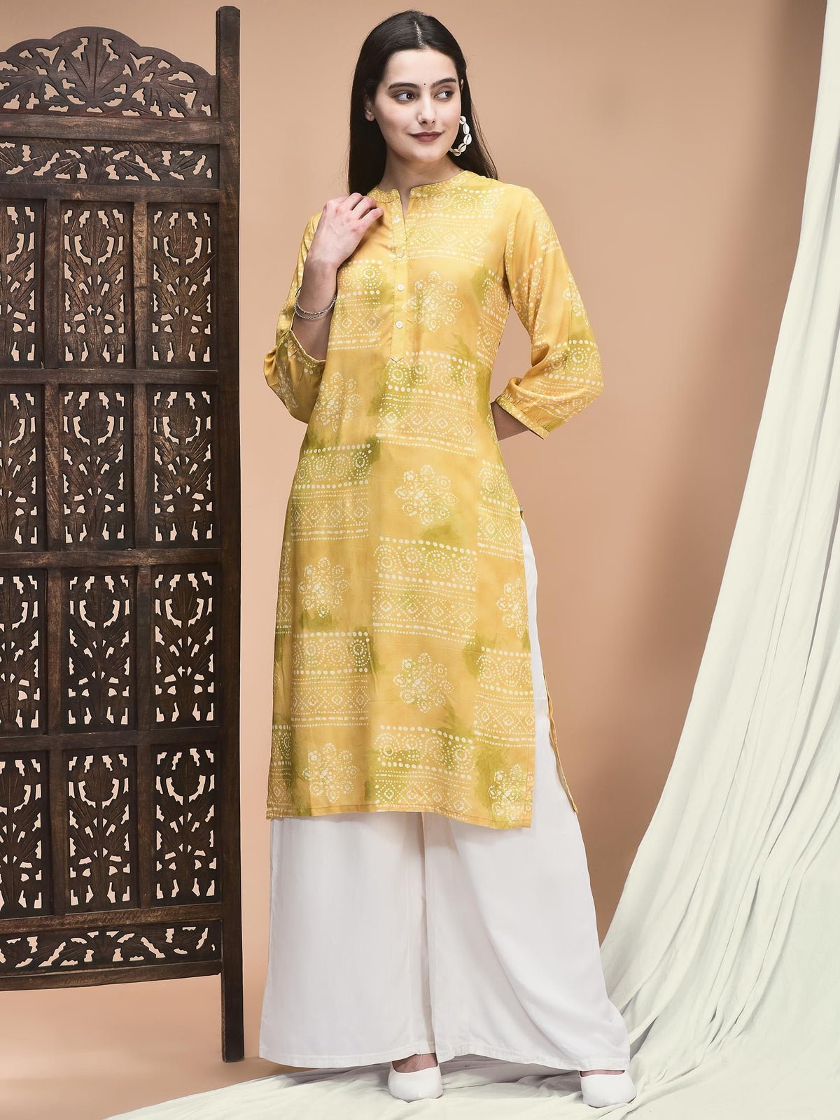 Women Liva Yellow Abstract Print Kurta