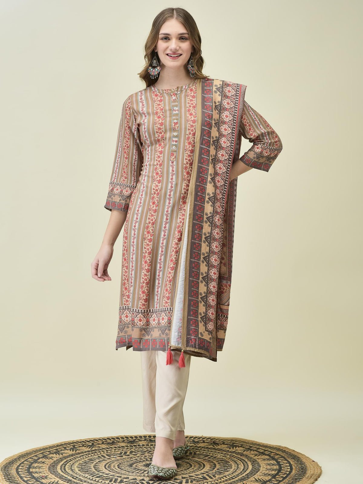 Women Liva Rayon Off White Floral Print Kurta Comfort Pant Dupatta