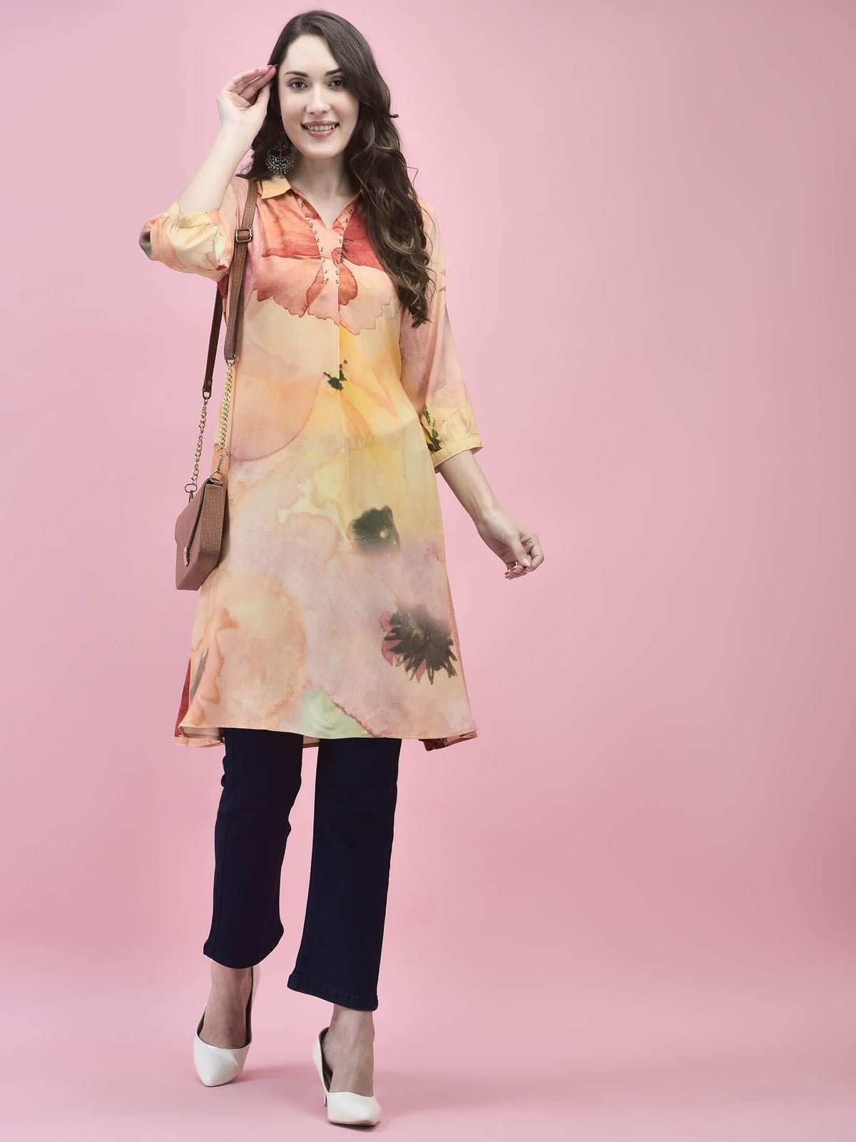 Women Viscose Multicolor Abstract Print Kurta