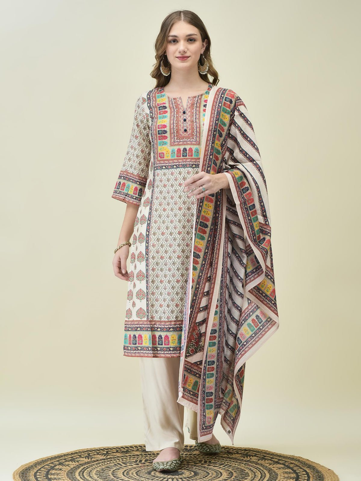 Women Muslin Multicolor Placement Print Kurta Comfort Pant Chanderi Dupatta