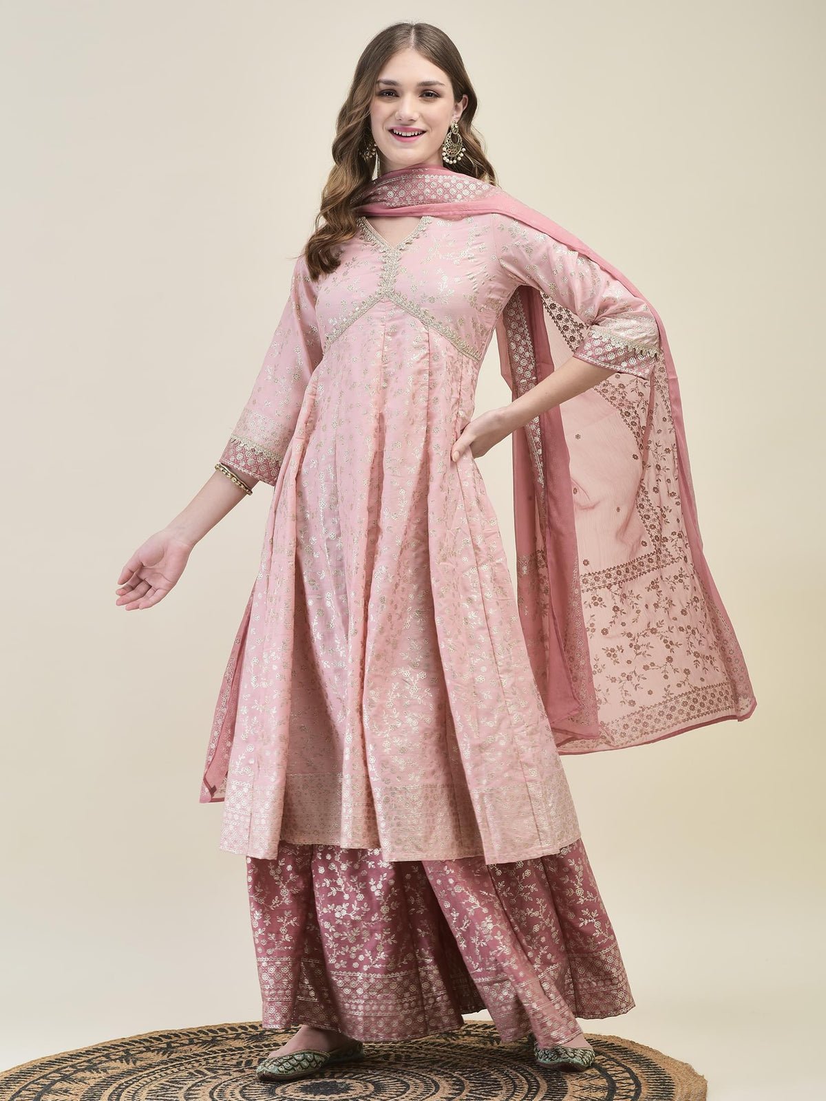 Women Liva Samaira Nude Pink Floral Print Kurta Split Pant Dupatta