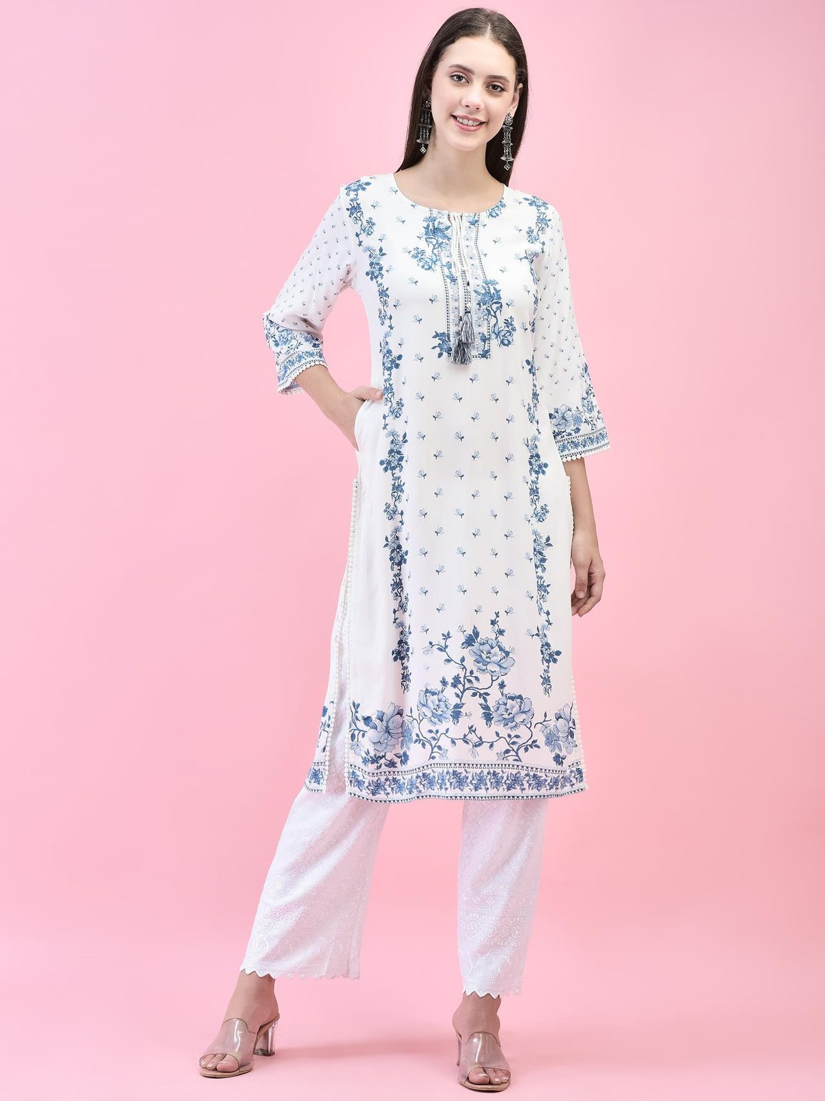 Women Liva (Rayon) White Floral Print Kurta